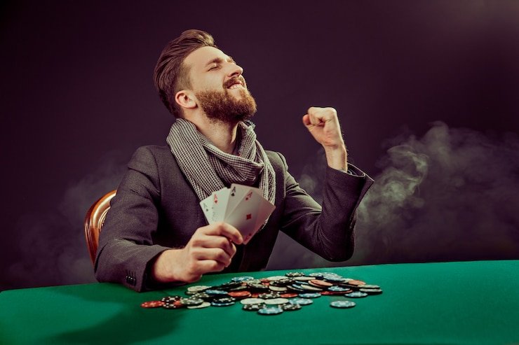Antarmuka permainan Fortune Tiger di ahabet dengan kontrol taruhan dan tombol putar